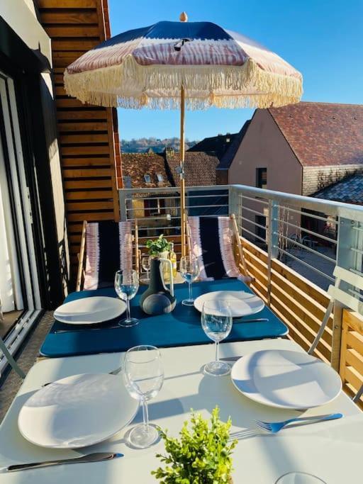 Appartement Proche Centre Historique Avec Parking Sarlat-la-Canéda Eksteriør bilde