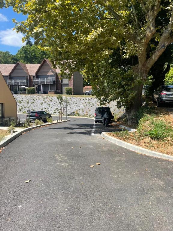 Appartement Proche Centre Historique Avec Parking Sarlat-la-Canéda Eksteriør bilde
